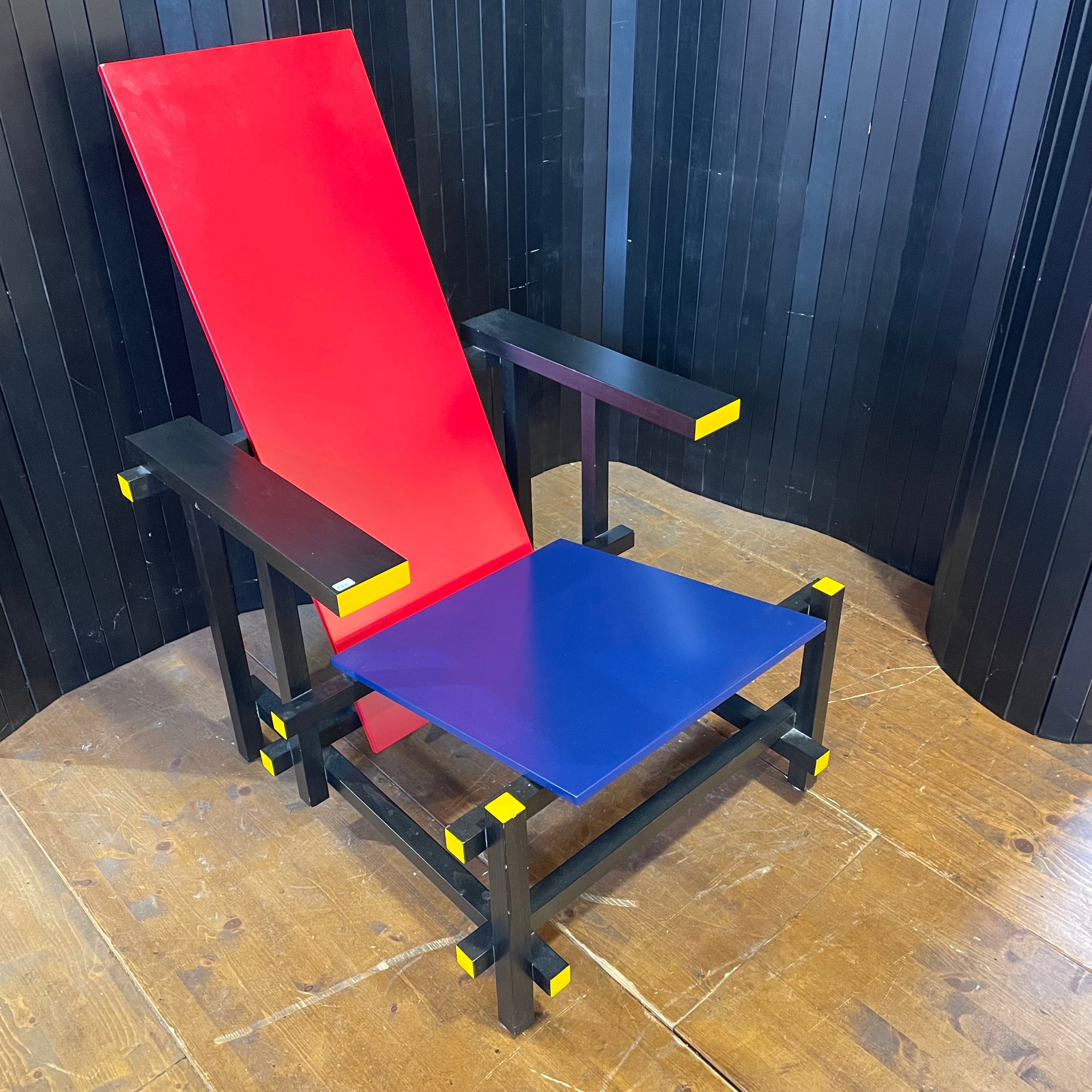 Red & Blue design Gerrit Rietveld