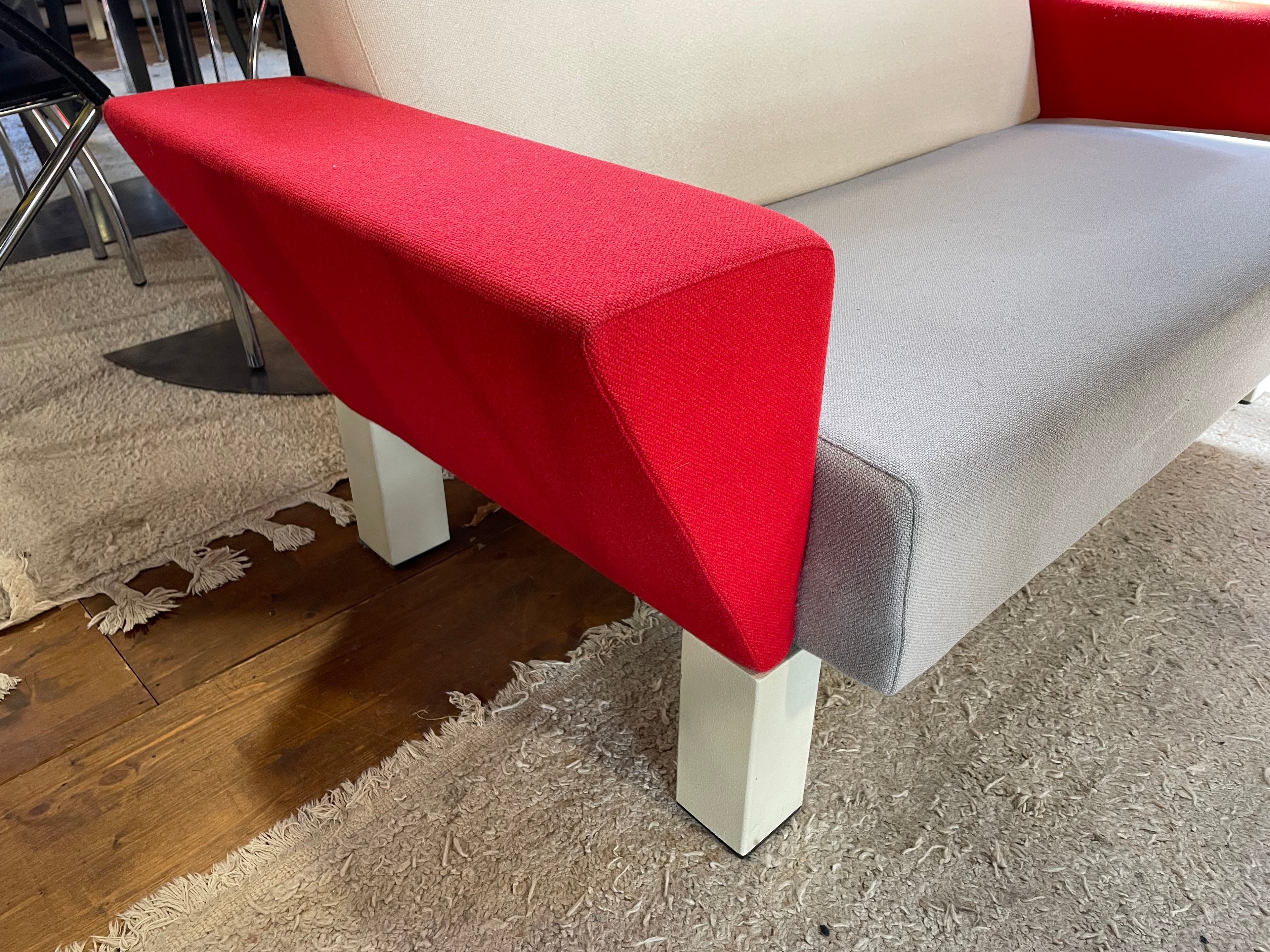 Canapé design Ettore Sottsass