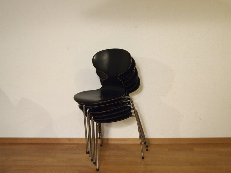 Suite de 6 chaises "Fourmi" Arne Jacobsen